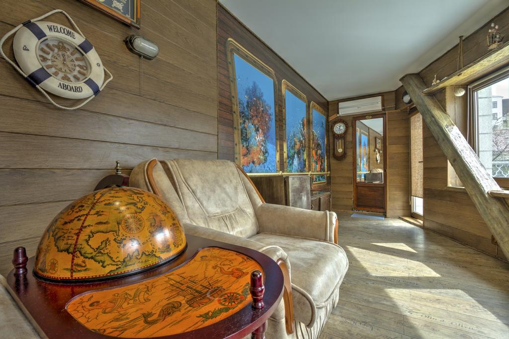 Riviera Apartments - Уединенный Отдых У Моря Odessa Kamer foto