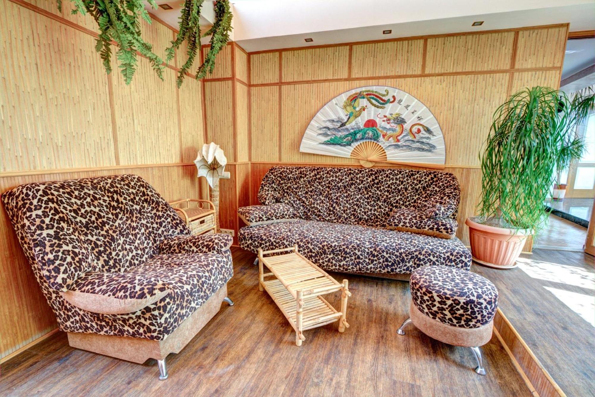 Riviera Apartments - Уединенный Отдых У Моря Odessa Buitenkant foto