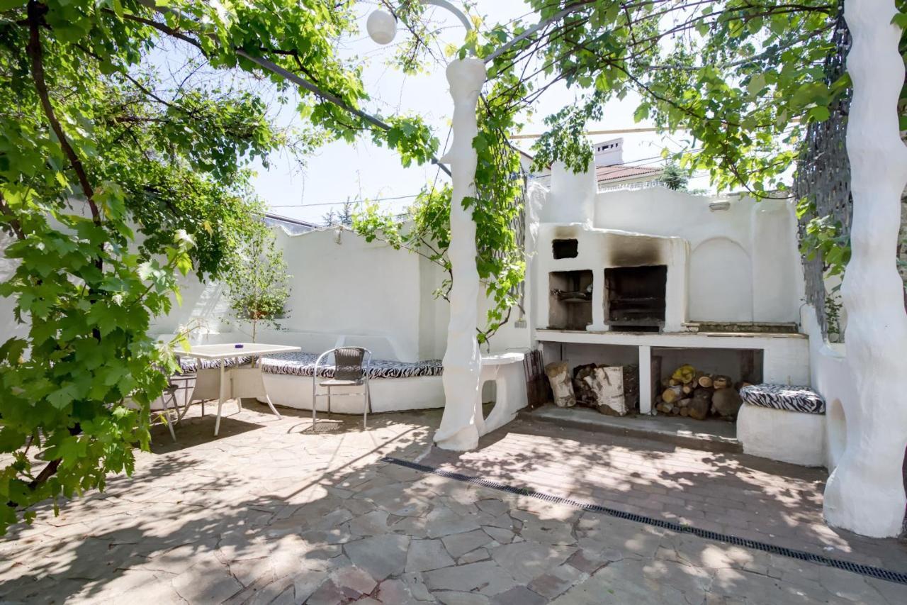 Riviera Apartments - Уединенный Отдых У Моря Odessa Buitenkant foto