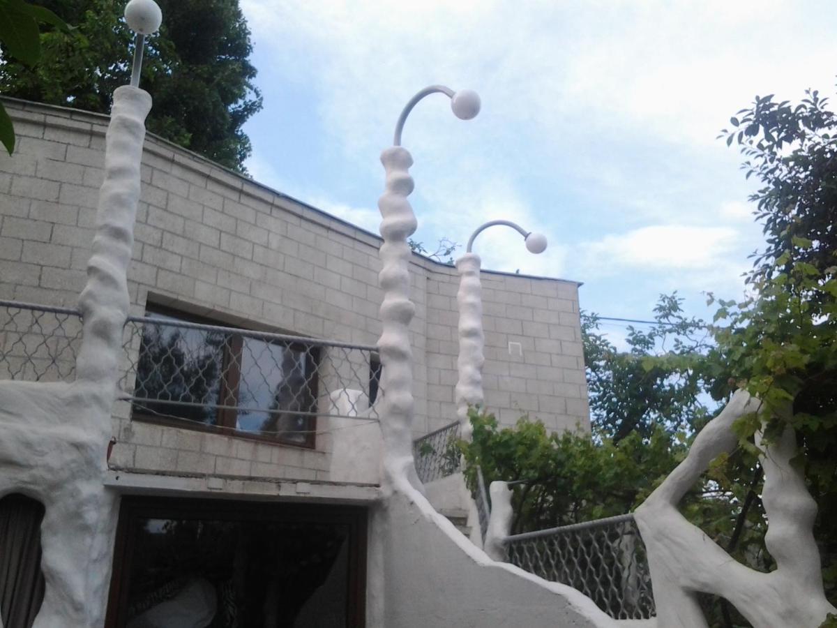 Riviera Apartments - Уединенный Отдых У Моря Odessa Buitenkant foto